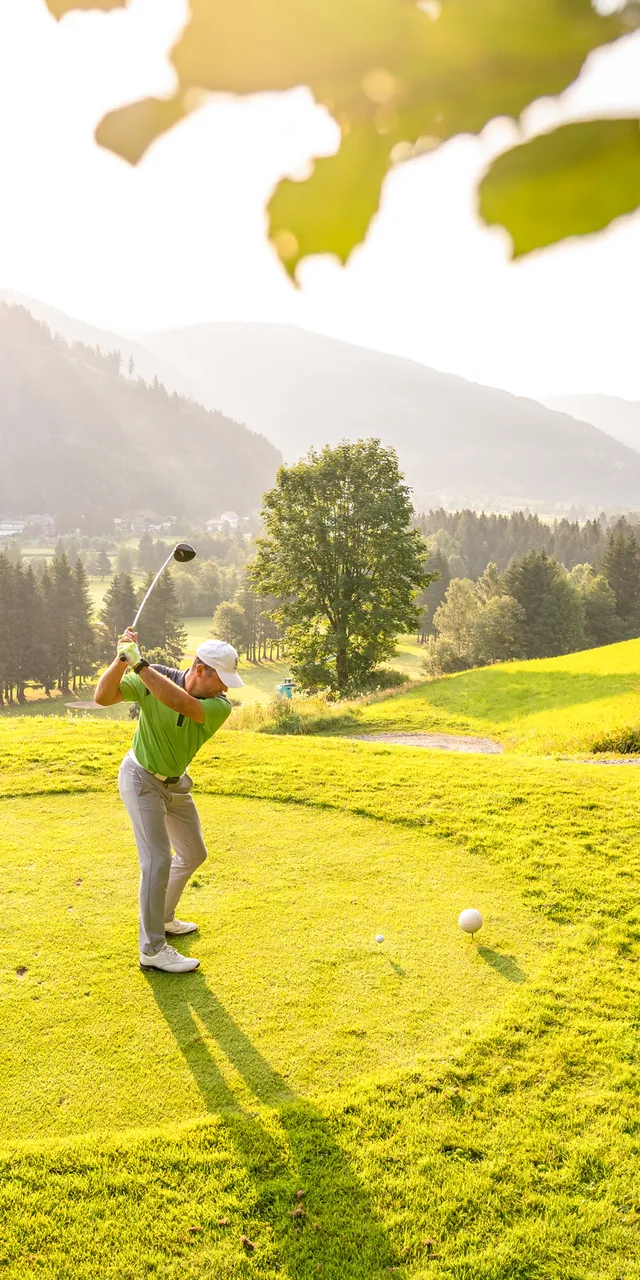 golfen_in_bad_kleinkirchheim_archiv_brm__c_mathias_praegant_90_.JPG